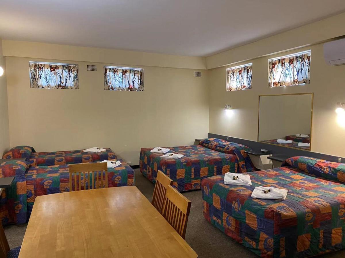 Gateway Motor Inn Narrandera Eksteriør bilde