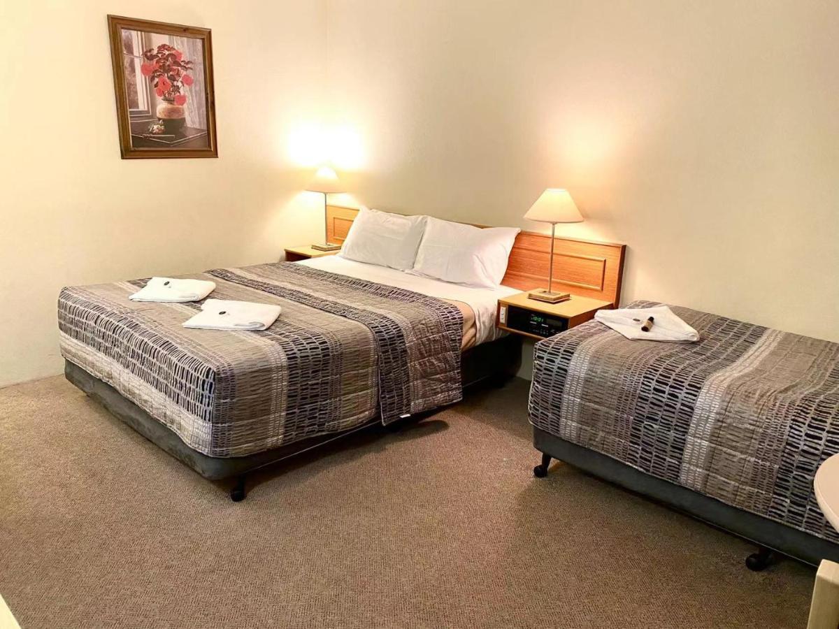 Gateway Motor Inn Narrandera Eksteriør bilde